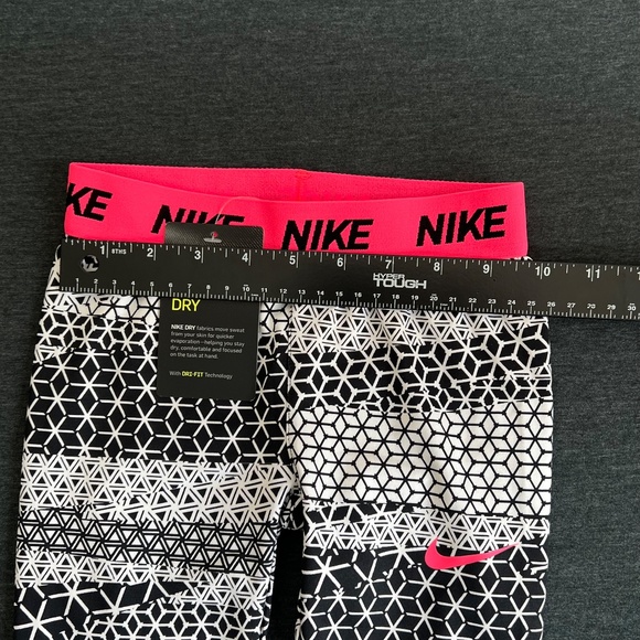 NWT Nike Dry Little Girls' Sport Essentials Leggings Geometric Pattern Size 6 - Picture 10 of 10